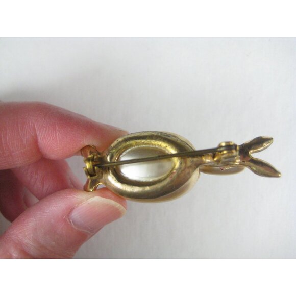 Vintage Kangaroo Brooch Faux-Pearl Teardrop Body Goldtone - Picture 6 of 6